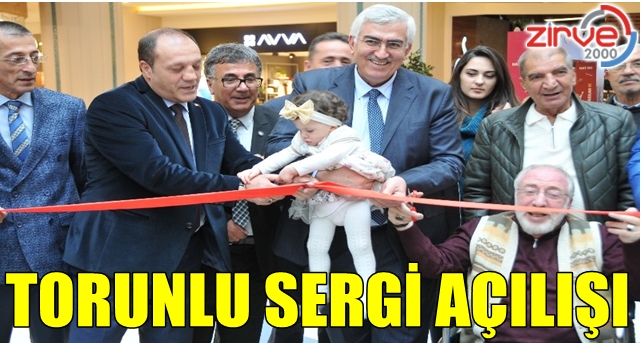 Kurdeleyi torunu kesti